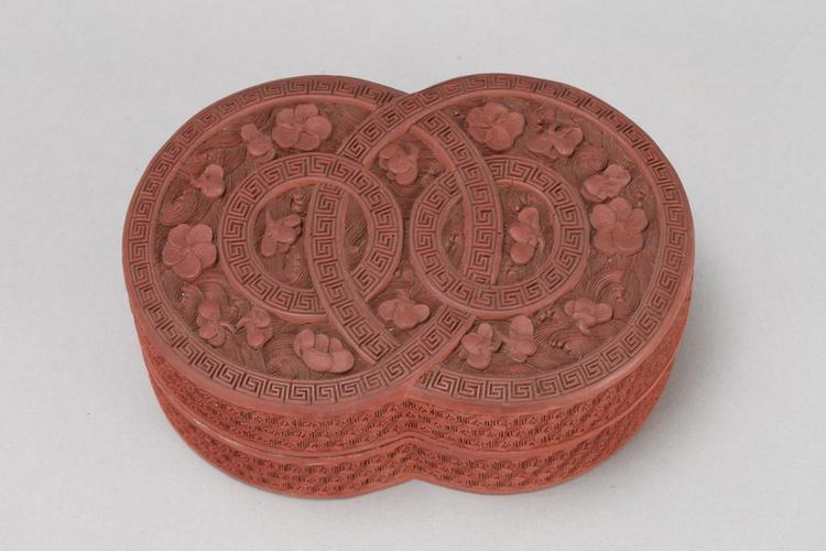 剔红落花流水双套环纹双圆式盒