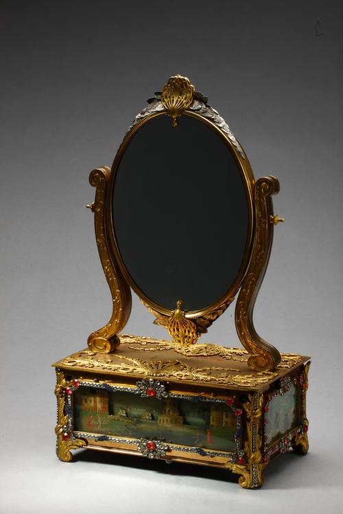 铜镀金嵌玻璃转人容镜