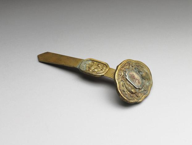 铜镀金十二辰「已未」如意