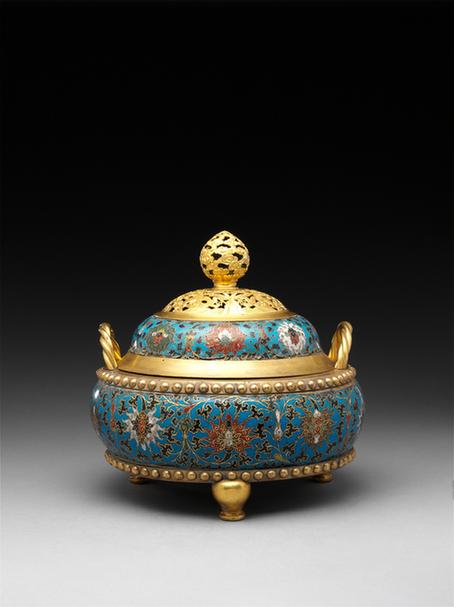 景泰款掐丝珐琅缠枝莲纹鼓式熏炉