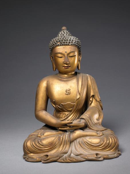 木雕金漆释迦牟尼佛坐像