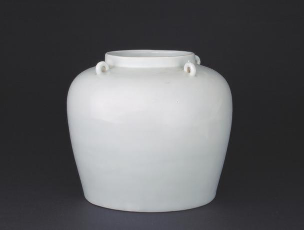 甜白釉四系罐