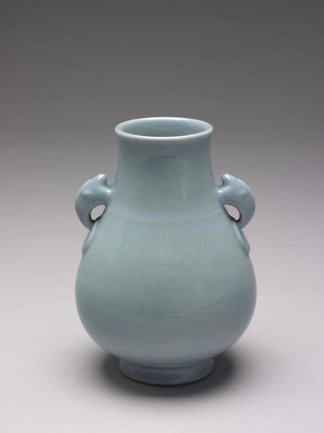 雍正窑 天青兽耳尊