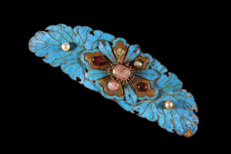 银镀金嵌石葵花纹结子