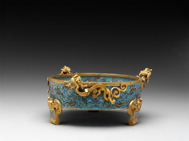 掐丝珐琅天马纹三螭洗