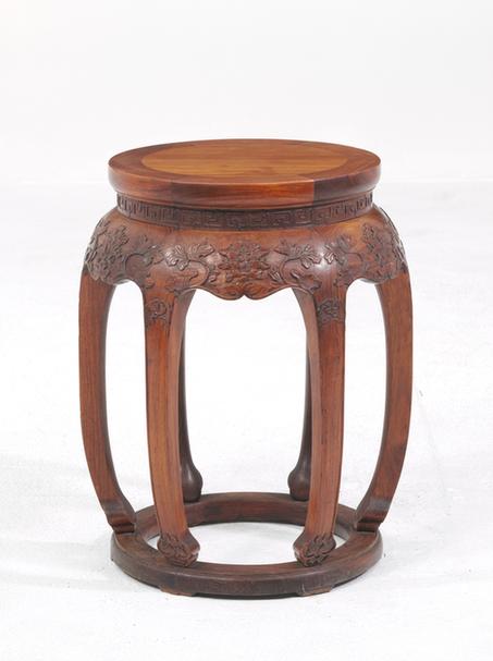 花梨木雕花纹圆杌