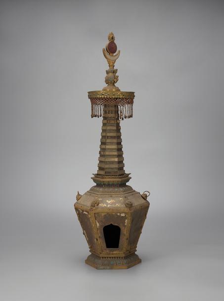 铜镀金嵌青玉六方形塔