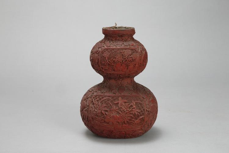 剔红四开光葫芦万代纹葫芦式扁瓶