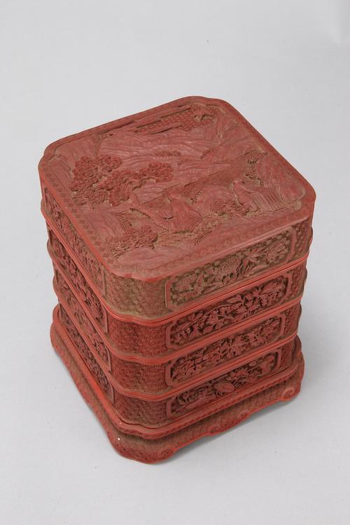 剔红山水人物图开光花卉纹四方委角三层套盒