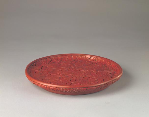 剔红石榴花纹圆盘