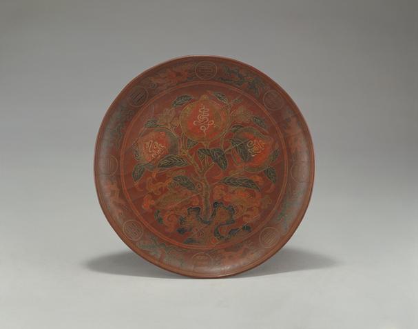 嘉靖款填漆寿桃纹圆盘