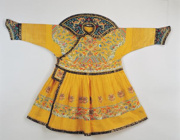 明黄色纳纱彩云蝠金龙纹小男单朝袍