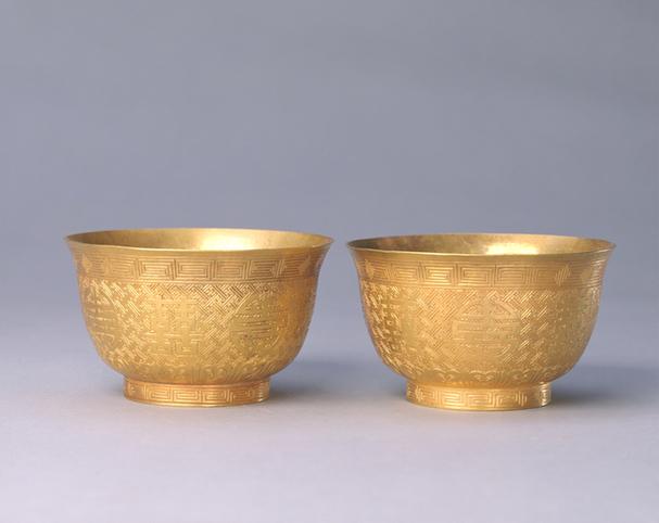 同治款金錾花双喜圆寿字茶碗