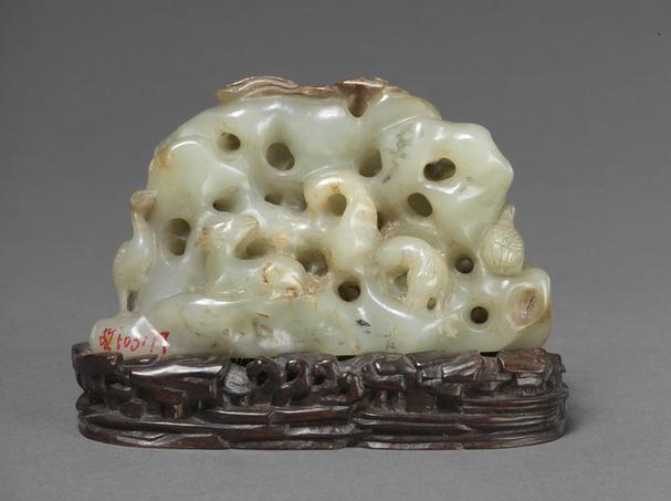 青玉麒麟吐书鹤鹿图山子