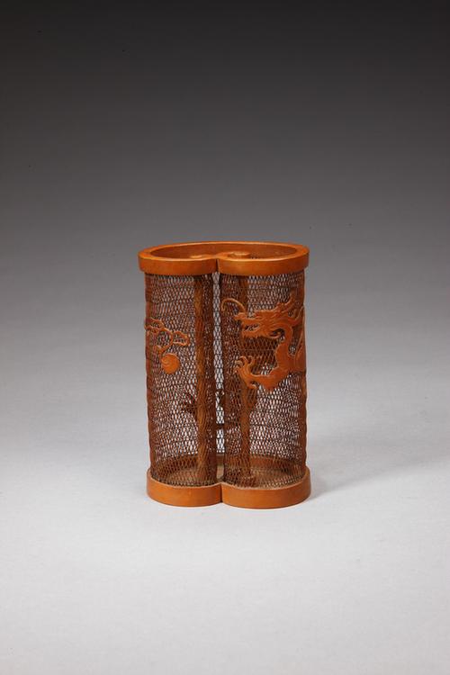 竹丝嵌文竹龙戏珠纹笔筒