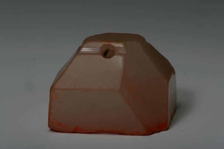 “祭睢”鼻钮琉璃印