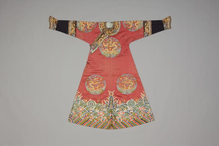 绛色缎绣八团彩云蝠金龙纹女夹龙袍