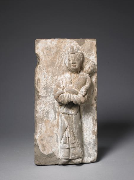 女人抱子长方砖