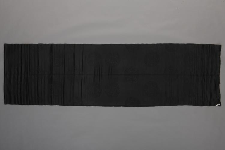 青色团八仙捧寿纹江绸