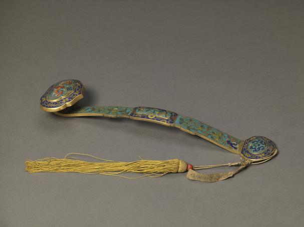 掐丝珐琅万福三多纹如意