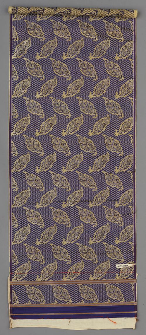 青色地朵花叶形双鸟纹锦