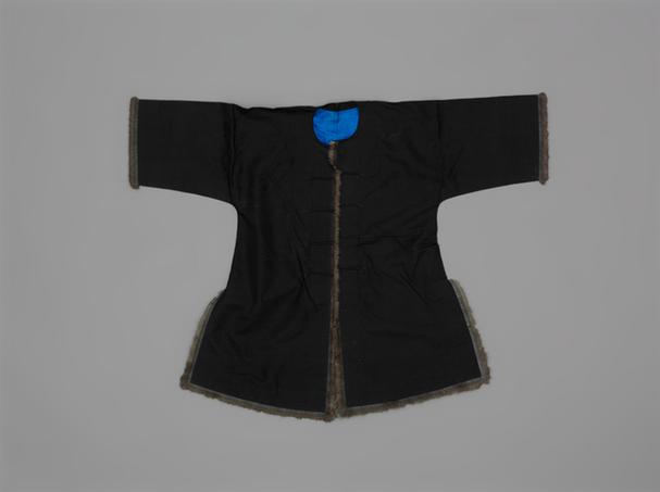 青色团龙纹暗花江绸皮边长褂