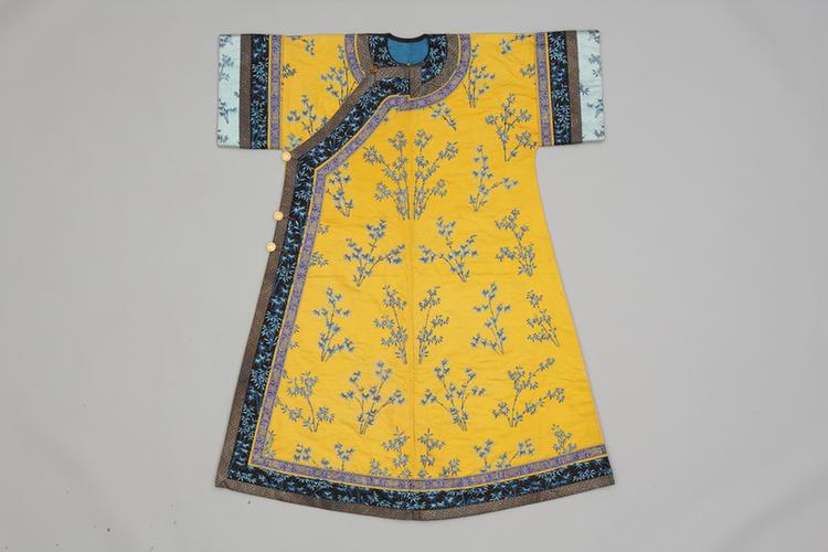 黄色绸绣三蓝竹枝纹棉衬衣