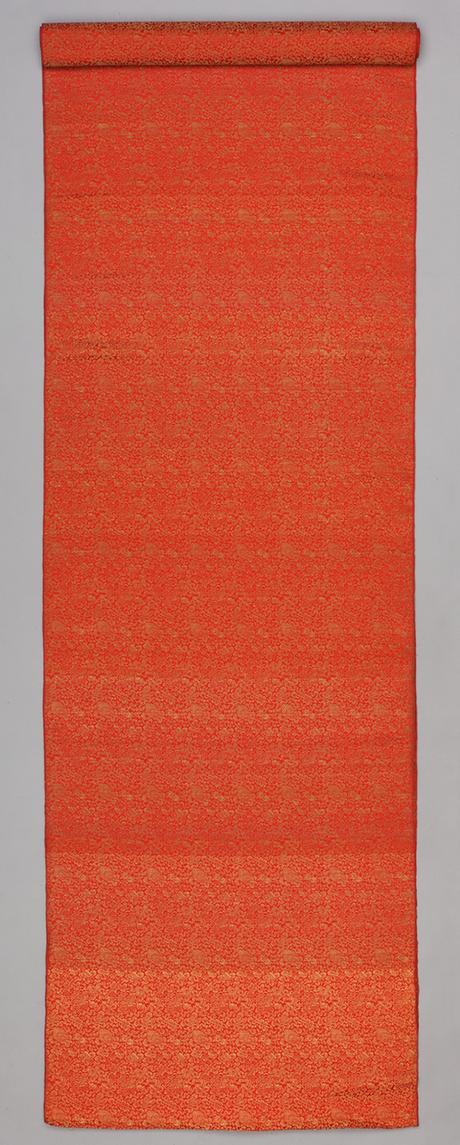 大红色八仙蝠桃纹织金缎