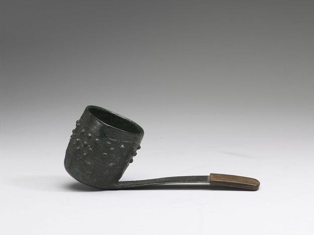 乳丁纹勺（斗）