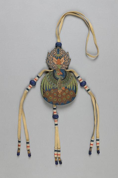 蓝色缎打籽绣金边孔雀纹葫芦式荷包