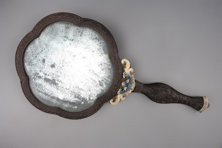 硬木边嵌银丝画珐琅背木柄把镜