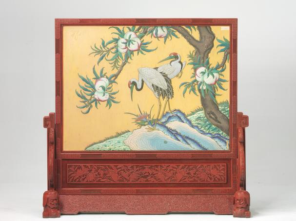 剔红边座嵌珐琅灵仙祝寿图插屏