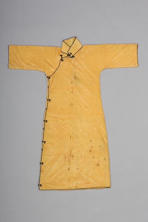 杏黄色大洋花纹丝绒女棉袍