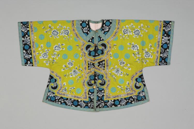 草绿色绸绣牡丹团寿夹马褂