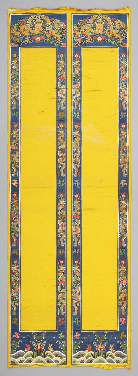 黄色云龙纹妆花缎边匾料