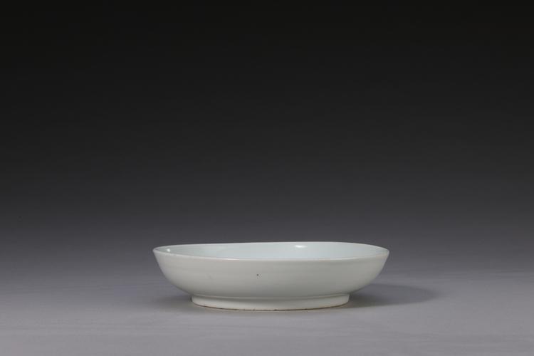 隆庆款青花螭虎纹盘