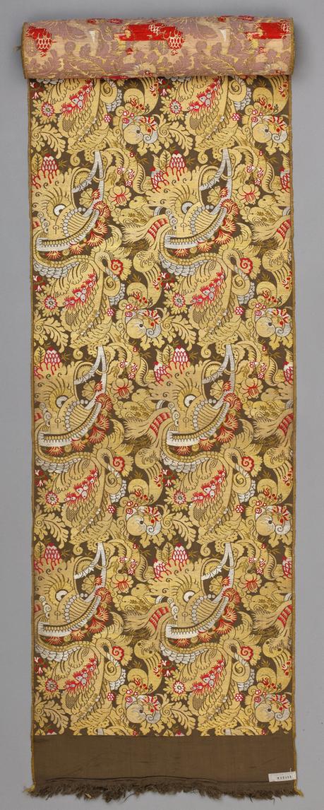 香色地大洋花纹金宝地锦