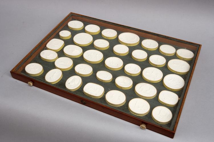 英国石青古代神话故事模型