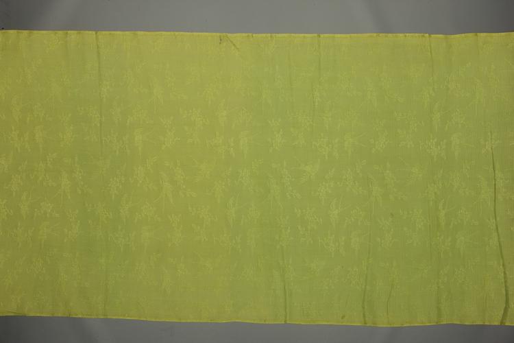 浅绿色杏林春燕纹罗