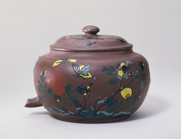 宜兴窑“邵邦祐”款紫砂珐琅彩壶