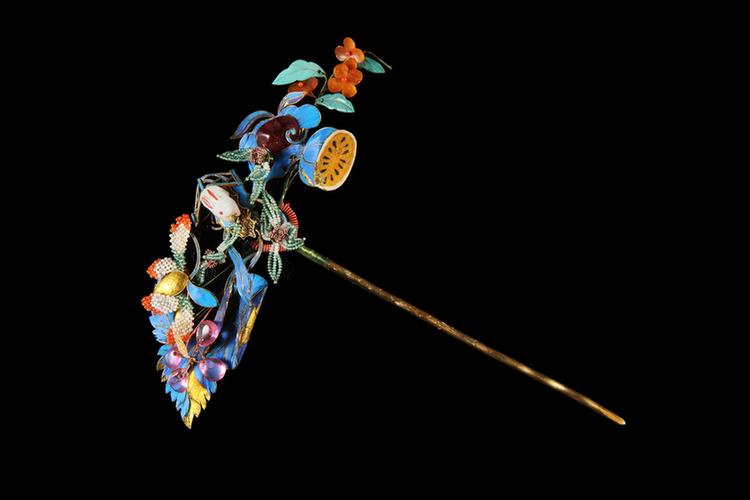 银镀金东升纹簪