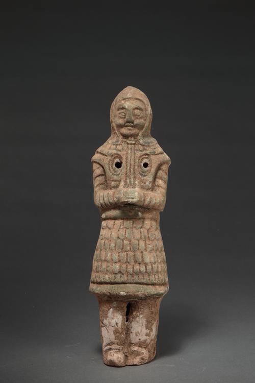 陶绿釉盔甲武士俑
