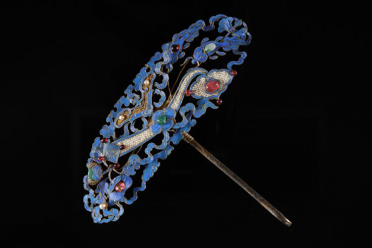 点翠镶料珠吉庆如意纹头花