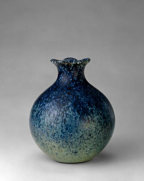 雍正款炉钧釉石榴尊