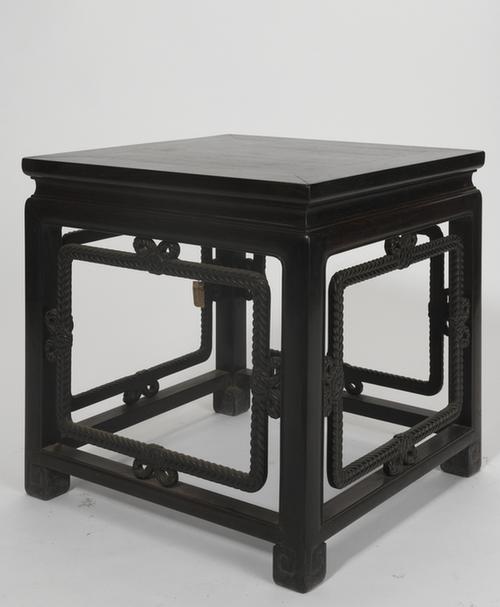 紫檀木雕绳纹方机