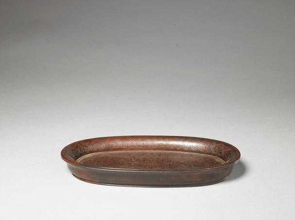 紫檀嵌银丝椭圆盘