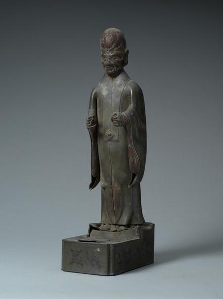 铅男立像