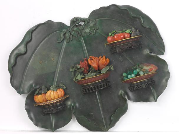 绿漆地枫叶蔬果挂屏