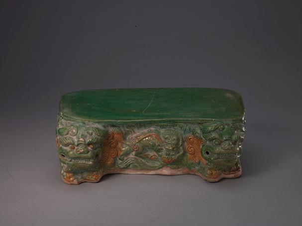 临汝窑青釉印花洗