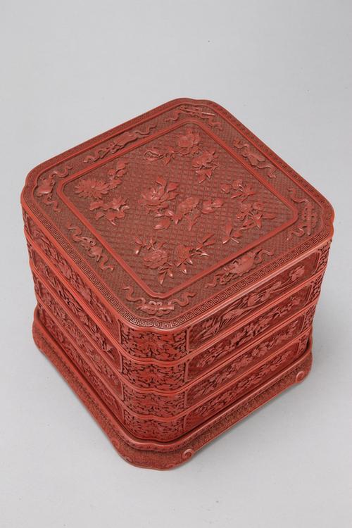 剔红锦纹嵌象牙花卉纹花篮